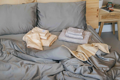 Juego Completo de Sábanas + Juego de Toallas