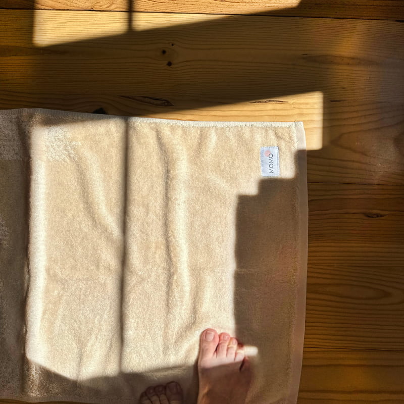 White bamboo bath mat – soft, absorbent and sustainable
