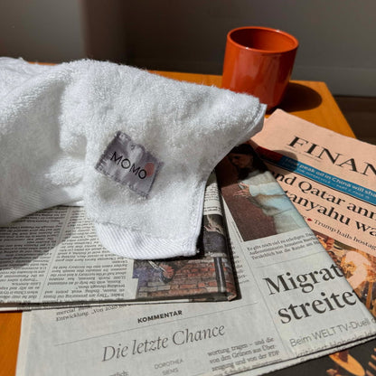 Close-up of white bamboo hand towel – soft, absorbent and sustainable