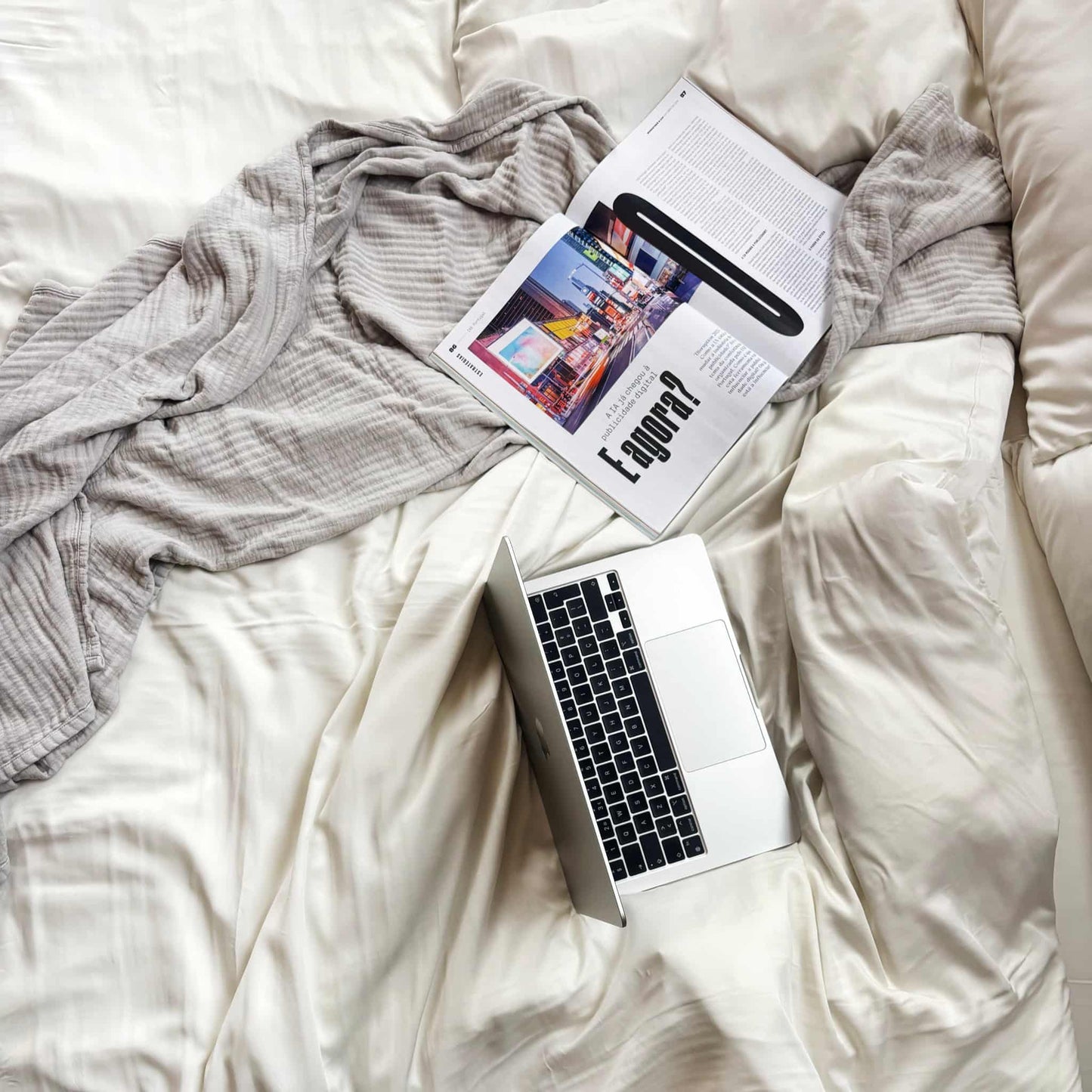 Beige bamboo duvet with grey bamboo blanket – soft, breathable and sustainable bedding