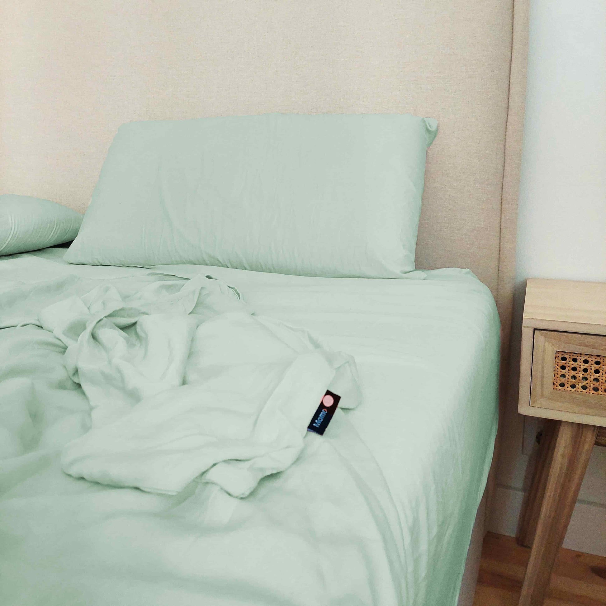 Green bamboo duvet set – duvet and pillows, soft, breathable and sustainable bedding