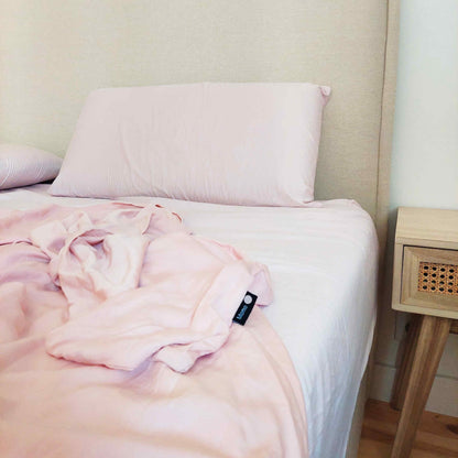 Pink bamboo flat sheet set – sheets and pillowcases, soft, breathable and sustainable bedding